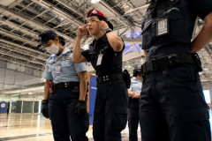 中国人22人がタイの空港で搭乗拒否される、警備員が「つり目」ジェスチャー―香港メディア [8/6]