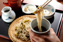 蕎麦とかいう食い物、いくらなんでも旨すぎへん？