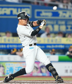 ロッテ山口航輝、お前らの想像の8倍くらい打ちまくってる