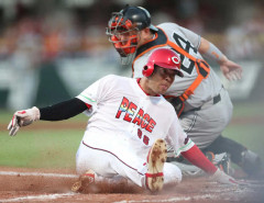 カープ秋山翔吾プロ初4番抜擢！2塁打＆マルチで躍動！ベテランに希望の光