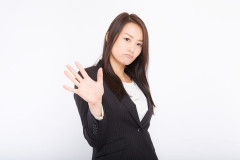 旦那の元嫁が捨ててった猫。病気が治ると気性も良くなり私達に懐くように。それを知った元嫁が「猫返せ！！」「あんたみたいな小娘に猫と旦那君の面倒見れるわけがない」→修羅場に…