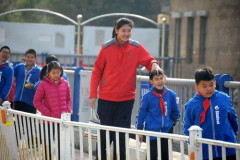中国に身長2m12mの11歳の女子小学生がいるらしいｗｗｗｗｗｗｗｗｗｗ(画像あり)