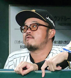 【阪神】小谷野栄一打撃チーフコーチ、片山大樹ブルペンコーチが体調不良でベンチ外　梵英心２軍打撃コーチがベンチ入り