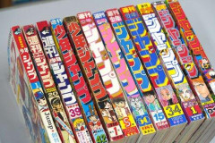 【悲報】週刊少年ジャンプ、650万部から98万5000部へ…紙雑誌100万部時代が終わる