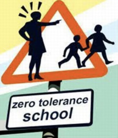 アメリカ人「お前らの学校ではどんな理由で退学者が出た？？」