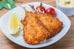 バカ「アジフライうめーwww」ワイ「ほーい(ケチャップ取り上げる)」