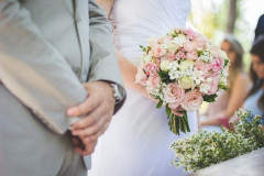 子供絶対いらないけど老後が寂しいから結婚したい奴おる？