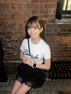 【画像】高一ミスコングランプリのメスガキ、我々を挑発ｗ