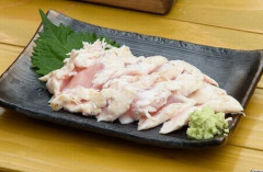 【マジ注意】男性医師「とりわさ（レア鶏肉）、美味しいです」パクパク　→　ガチで取り返しのつかない最悪の事態に…