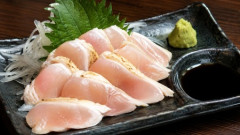【生肉】加熱不足の鳥刺しを食べた医師、車椅子生活に…　「避けられたリスクだった」