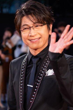 【朗報】56歳“ミッチー”及川光博、再婚と妻の妊娠を発表