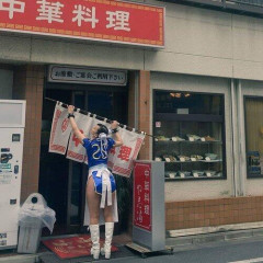 【画像】セクシー店長、撮られてしまう