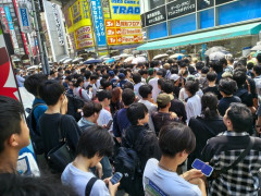 【画像】オタク、秋葉原に大集結するｗｗｗｗ