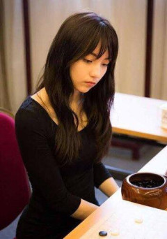 【画像あり】台湾の女性囲碁棋士が完全におまいら好みｗｗｗｗｗｗｗｗ