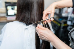 【画像】美容室に行った女子、不満げ･･････！！