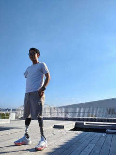 【悲報】20歳男性「年金？払わんでええやろw」→事故で手足切断、障害年金一生貰えないと知り泣く