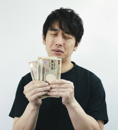 【悲報】ひろゆき「性欲が弱い男性、ガチで貧乏人が多いです。なぜなら…」