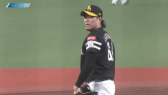 SB上茶谷(29) 1.95 7勝0敗 60回 奪三振率8.10 被打率.223 WHIP1.07 QS100% HQS%50%