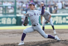 【高校野球】1回戦 花巻東 4-2 新田　花巻東が2回戦進出　古城マルチヒット、萬谷7回2失点