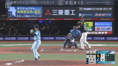【西武対ソフトバンク20回戦】西武・渡部聖弥にアクシデント、守備でバウンドした打球が顔面に直撃して負傷交代