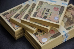 世帯年収1000万「豊かな暮らしなんかできません！！！」