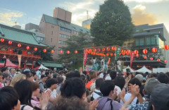 元タレントの高樹沙耶さん、神田明神のアニソン盆踊りを見て「日本は品格が落ちたと思いました」 → 炎上