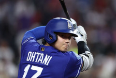 【朗報】ドジャースさん、山本由伸の無失点力投と大谷翔平の延長10回決勝打で7連敗ストップwwwwwwwwww