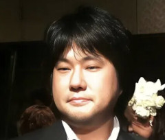 【悲報】ワンピース原作者・尾田栄一郎さん、他の人と同じ「漫画家」という肩書きに不満