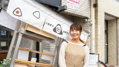 【画像】例の美人すぎるおにぎり屋さん、裏でおっさんが握っていたｗｗｗｗｗｗｗｗｗｗｗｗｗｗｗ