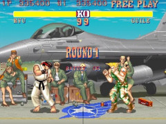 今だからこそスト2くらいシンプルな格ゲーを作って格ゲー人口を増やした方がいいと思う
