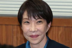 《党内からは同情の声も》高市首相　就任後初の“マッサージ”報道に「疲れてるアピ？」とSNSでは一部から冷ややかな声…被災地視察“PV動画”から続く不信