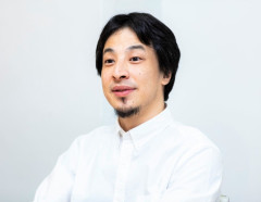 【悲報】最新のひろゆき、白髪がエグいWWWWWWWWW