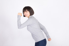 登山でキチ親子に遭遇してしまった。キチママ「寒いねぇ！服が欲しいねぇ！(ﾁﾗｯ」「うちもガイドさんつけて散策したいねぇ！(ﾁﾗﾁﾗｯ」→ガイドさんも断るけどキチママは