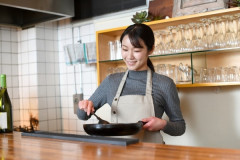 女性料理人「冷蔵庫にフグを置いておくと旦那が優しくなる」識者「その手があったか……」⇒7万いいね！！！