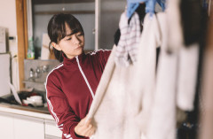 【画像】女さん「もうこのズボンとバッグは法律で作るの禁止して。不幸な人間を増やさないで！！！」⇒ｗｗｗ