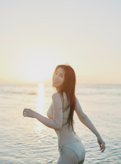 雛形あきこ48歳、10月に22年ぶり写真集発売ｗｗｗｗｗ（画像あり）