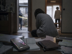 【衝撃】54歳女、母親の口座から1000万円以上を配信者に投げ銭→89歳母を殺害した疑い、金銭トラブルか
