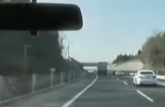 女「ギャオオオン!」の元ネタになった動画、今見ても味わい深いと話題に・・・