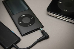 【画像】iPod Nanoとかいう史上最も洗練されたデザインの音楽プレイヤーｗｗｗ