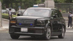 高市首相、新公用車は推定3000万円以上のSUVタイプ…贅を尽くした後部座席でたばこを吸うのが至福の時間か！
