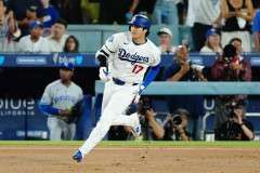 【朗報】大谷翔平さん、2安打2得点&86日ぶり盗塁でド軍逆転勝ちｗｗｗｗｗｗｗｗｗｗ