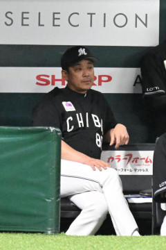 【ロッテ】勝負のリクエストが本塁打に…サブロー監督「僕のミスで結果的にアシスト…申し訳ない」