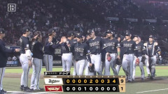 オリックス　楽天モバイル今季7試合目で初白星、勝率5割復帰　九里7回1失点、120球熱投で8勝目