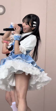 【画像】日本の人気アイドルさん、太腿があまりにもムチムチwwww
