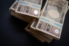 【悲報】日本の赤ちゃん「オギャー」  政府「はい、君の借金1095万円ね」