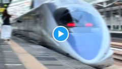 【動画】新幹線に乗り遅れた親子が発車後の車両に接近→安全確認で一時停止か　JRはドアを開けず