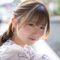 【暗号？】女性声優「またメロンが家にある。熟すのを待っているので食べられるのはまだ先。毎日見つめ合っています。」🤔
