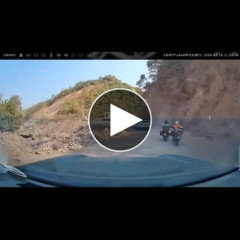 【動画】大型バイク女さん、エキサイトバイクみたいに飛んでいく