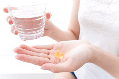 怪しいサプリメントの広告が気持ち悪すぎると話題に