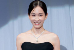【画像】35歳・前田敦子、“ウェディングフォト”披露